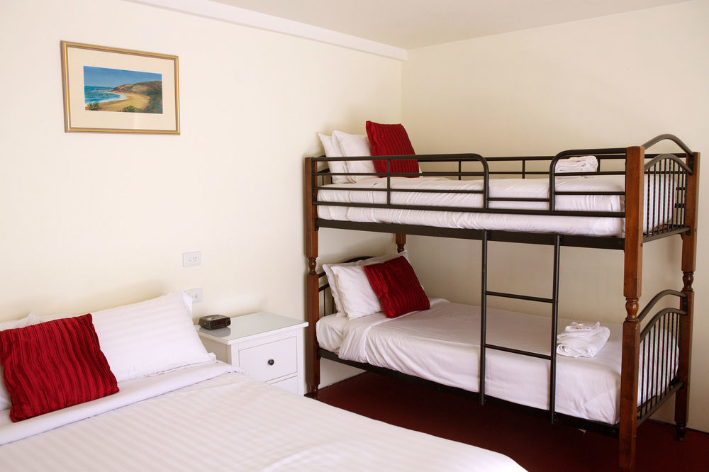 Sanctuary House Resort Motel ฮีลส์วิลล์ ภายนอก รูปภาพ